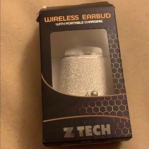 Wireless ear buds
